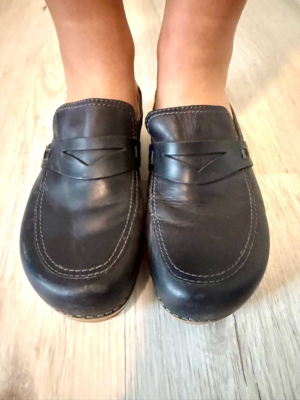 Dansko Bel Mule Women's Black Leather Penny Loafers